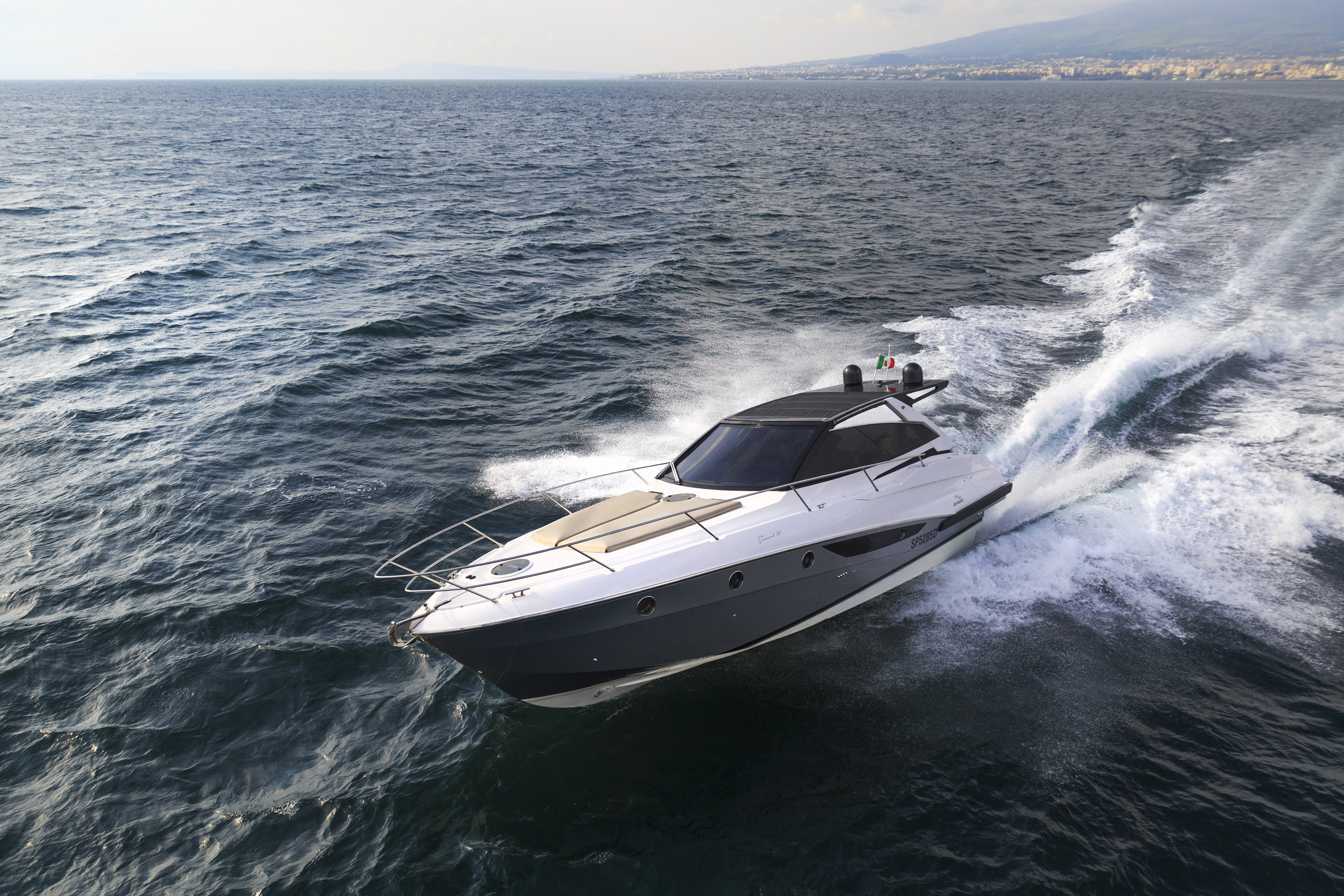 yacht